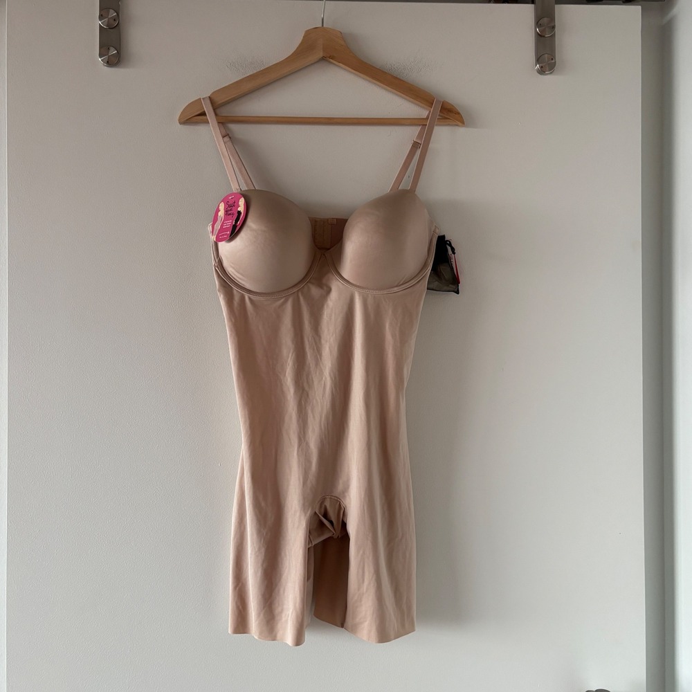 NWT Spanx Strapless Cupped Mid-Thigh Bodysuit Champagne Beige XL 10156R